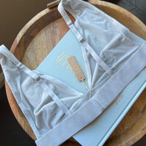 Skims plunge bralette - Picture 3 of 3